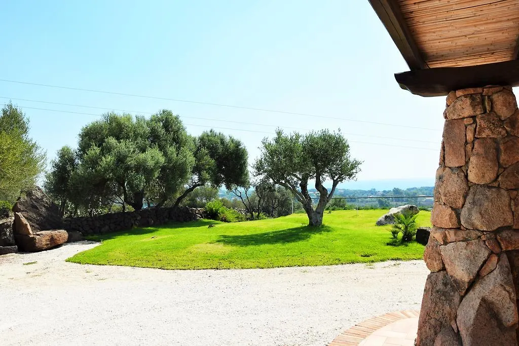 Casa La Vela Villa Cala Liberotto 0*,